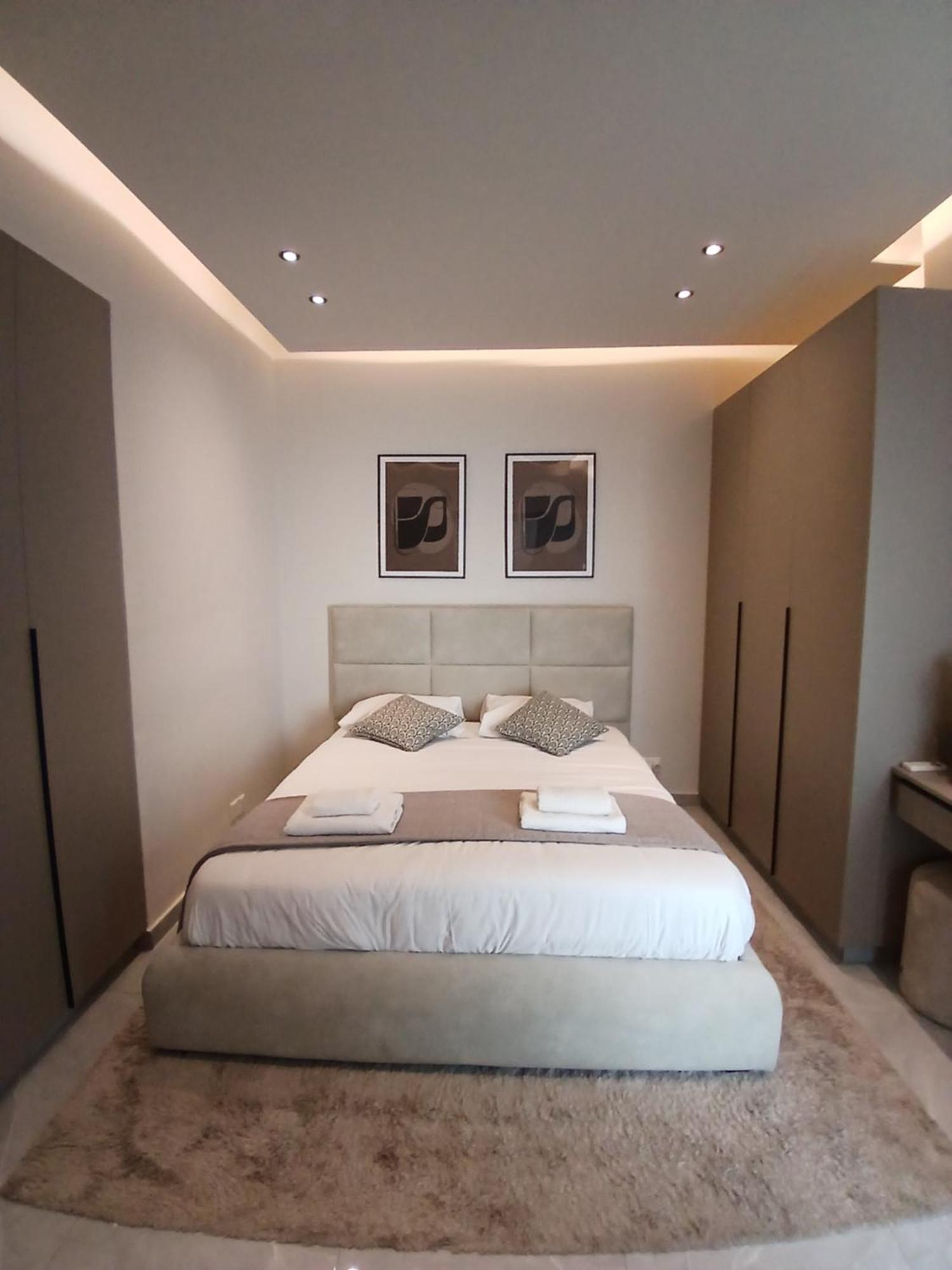 Georgiana Suites Larnaca Oda fotoğraf