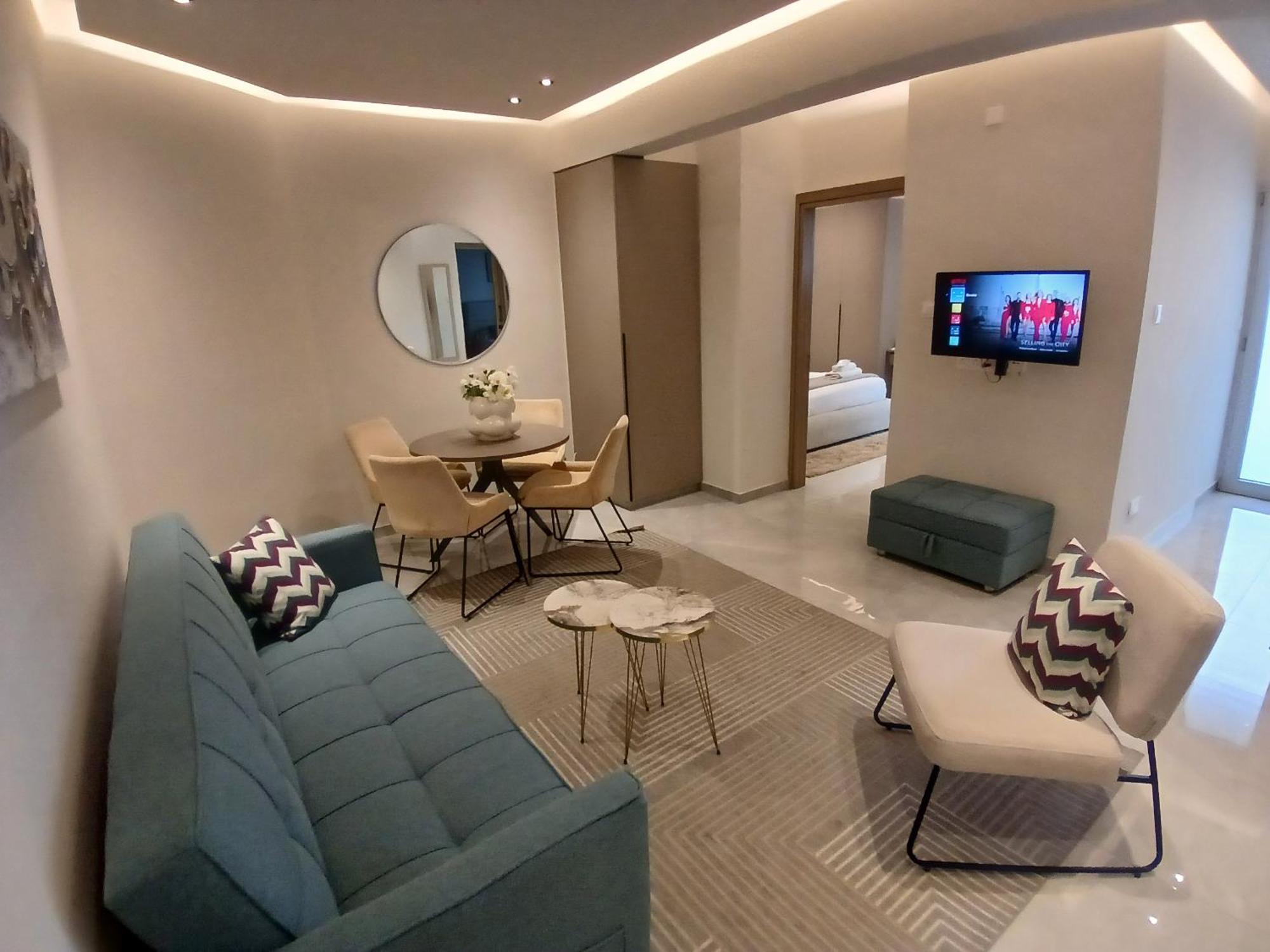 Georgiana Suites Larnaca Oda fotoğraf
