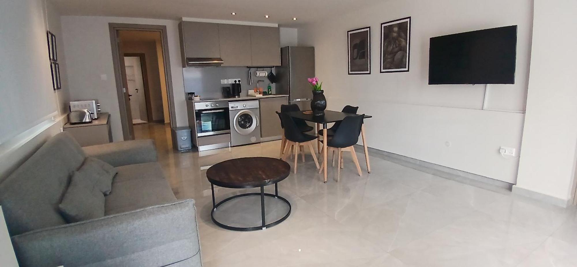 Georgiana Suites Larnaca Oda fotoğraf